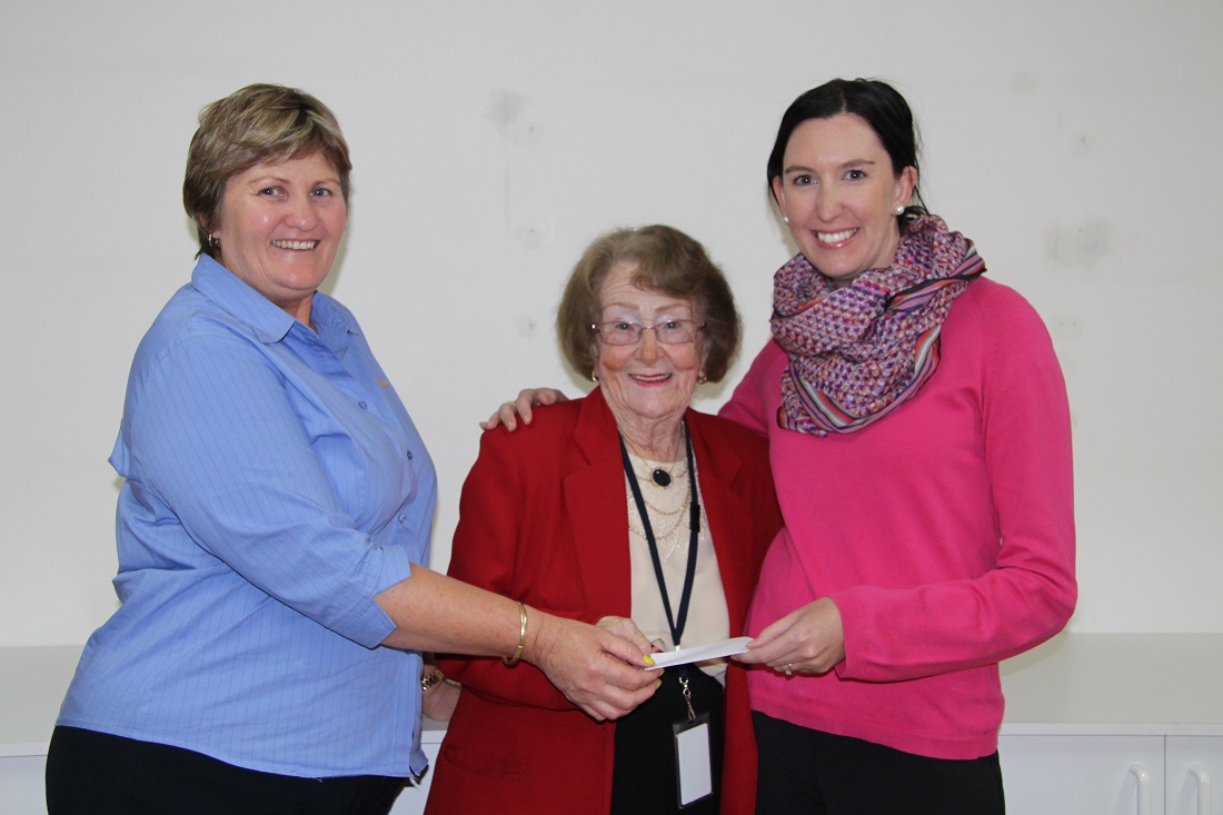 Cobar Market Association Donates to Mayoral Chest Jo-Louise Brown, Mayor Lilliane Brady and Michelle Maidens